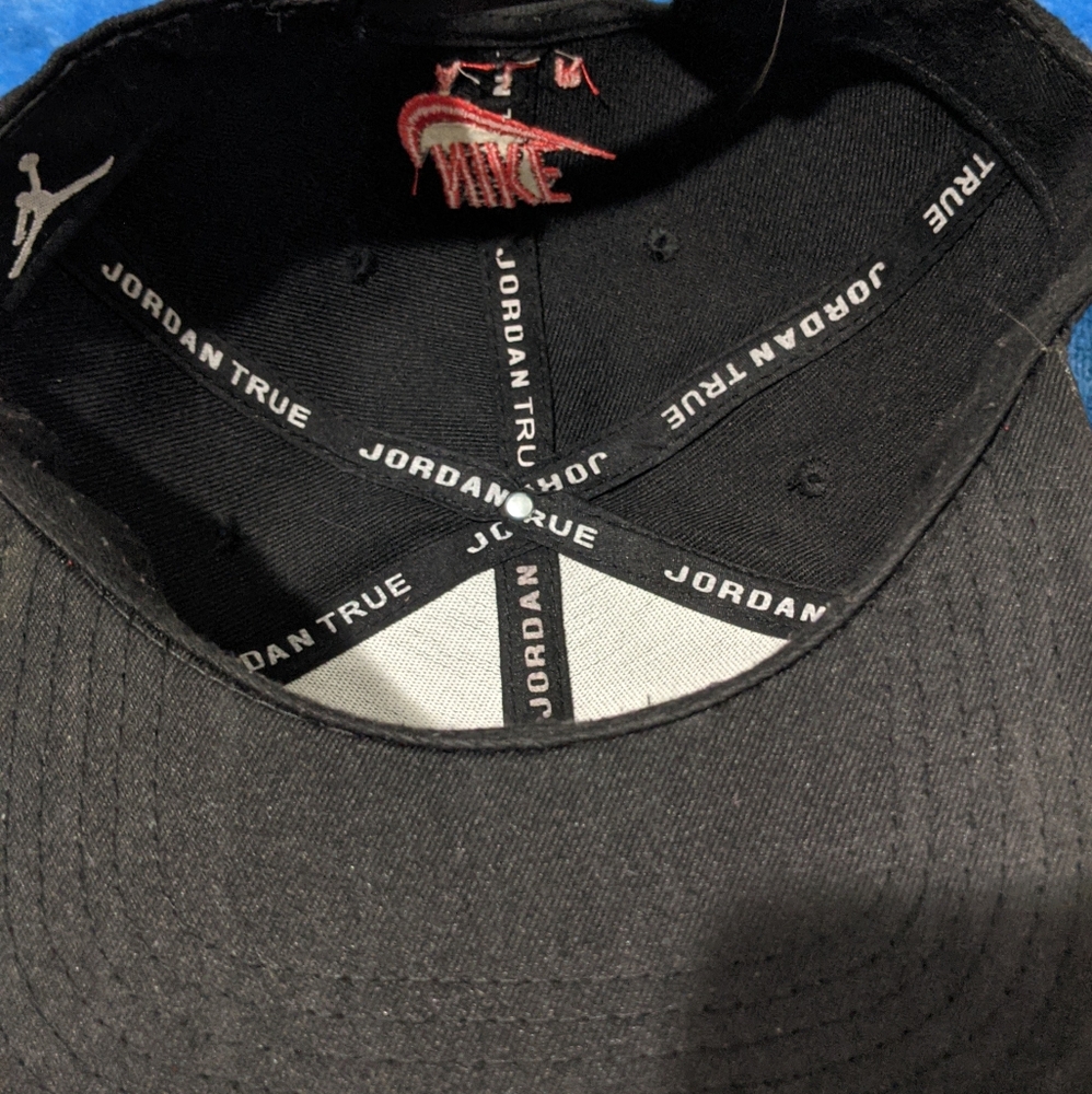 Jordan hat - Picture 3 of 3